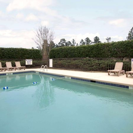 Days Inn By Wyndham Seneca-Clemson Eksteriør billede